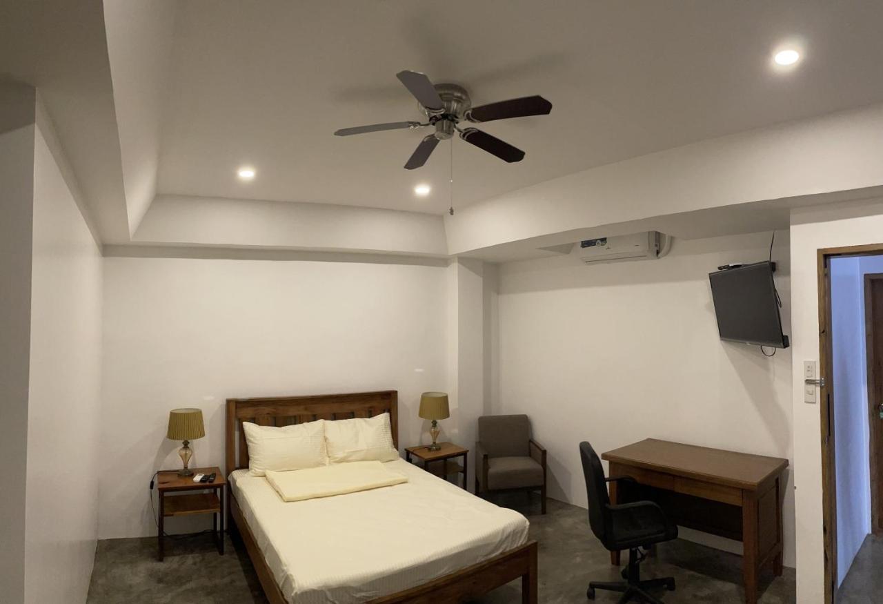 P&B Residences Legazpi Exterior foto